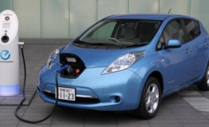 الإمارات تصدر السيارات الكهربائية للأردن