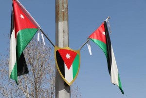 الأردنيون يحتفلون بيوم العلم الوطني السبت