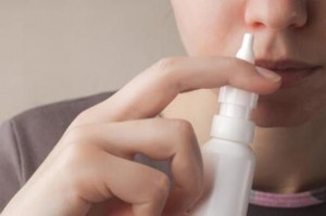 هل أخذ البخاخ في الأنف أو الفم يفطر؟ الإفتاء تجيب