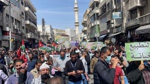 مسيرة جماهيرية من الحسيني نصرة للمسجد الأقصى