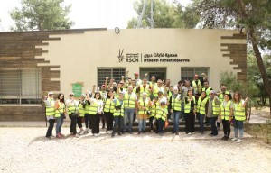 البنك العربي يدعم مشروع تشجير وتأهيل محمية غابات دبّين