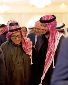 ولي العهد في دارة المجالي .. ويلتقي بوجهاء من الكرك (صور)