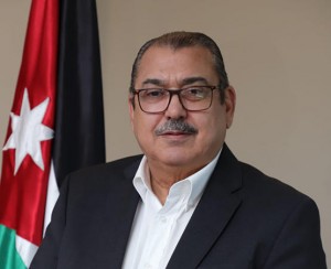 الكباريتي: اللي قدمته الحكومة باليمين أخذته بالشمال