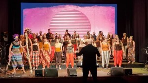 البنك الاستثماري الراعي البلاتيني لعرض موزاييكا