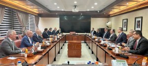 تجارة عمان : البنك المركزي صمام آمان  للاقتصاد الوطني