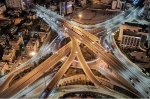 مصدر يكشف حقيقة فرض رسوم على استخدام طرق في عمّان