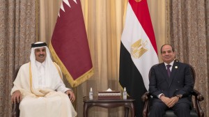 أمير قطر في مصر لأول مرة بعد سنوات من القطيعة