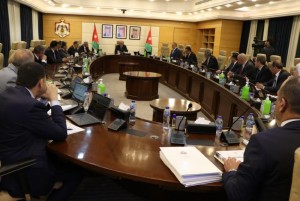 رئيس الوزراء: وضع نتائج التحقيق بحادثة تسرب الغاز في العقبة أمام الإدعاء العام