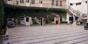 توضيح من عشيرة التل حول “فيديو التدافع” أثناء زيارة رئبس الديوان الملكي