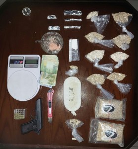 ضبط تاجر مخدرات أعدَّ عبوة متفجرة لمقاومة الامن