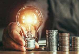 أسس إيصال التيار الكهربائي على حساب فلس الريف