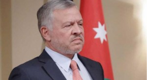 الملك يتوجه إلى المركز الوطني للأمن وإدارة الأزمات فور عودته من فرنسا