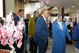 التطبيقية تنظم حملة التوعية بسرطان الثدي تحت رعاية سعادة الدكتور هيثم عبدالله أبو خديجة (صور)