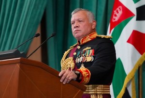 الملك في خطاب العرش: قطعنا شوطا مهما في إرساء القواعد لتحديث الدولة وتعزيز منعتها