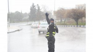 الأمن يحذر من المنخفض الجوي