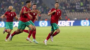 المغرب يواجه إسبانيا بحثا عن أول تأهل لربع النهائي في كأس العالم
