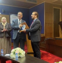 حقوق عمان الأهلية توقع اتفاقية مع نقابة المحامين الأردنيين ويلتقي نقيبها مع طلبة الكلية