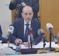 الصفدي: ابناء اشقاء وزراء لم ينجحوا بامتحانات الدبلوماسيّة ورفضنا الضغوطات