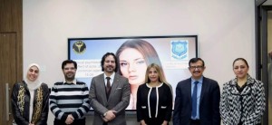 مناقشة مشروع التخرج لأول طالبة بكالوريوس"علم التجميل " في عمان الأهلية