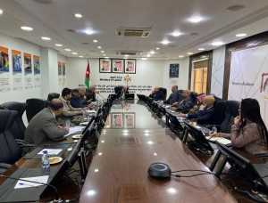 اللجنة الثلاثية تبقي على الحد الأدنى للأجور عند 260 دينارا حتى 2025