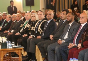 بالصور ... رئيس الوزراء يرعى حفل خرِّيجي المجلس العربي للاختصاصات الصحيَّة