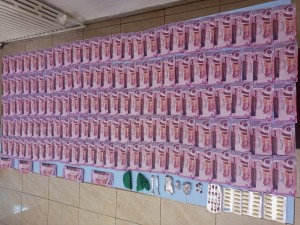 مكافحة المخدرات تطيح بشبكة جرمية زيفت وروجت ورقة الخمسين دينار الجديدة