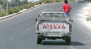 الأمن: تحميل الأطفال بالصندوق الخلفي أبرز مخالفات نهاية الأسبوع