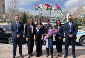 بالفيديو .. بنك الإسكان يكرم عدداً من رقيبات السير في يوم المرأة العالمي