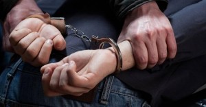 البحث الجنائي يُلقي القبض على سالب محل الصرافة تحت التهديد قبل أيام شمال العاصمة