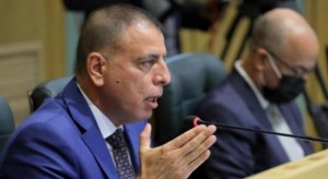 وزير الداخلية: لم يتم رفع رسوم ترخيص المركبات في 2023