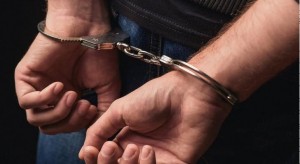 بسبب "صفة سيارة".. توقيف 4 أردنيين بتهمة الشروع بالقتل