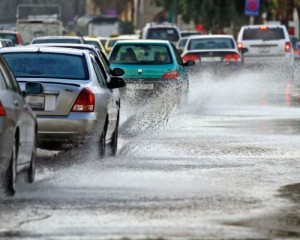 تحذيرات من تشكل السيول وتدني مدى الرؤية الخميس