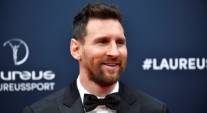 تتويج ميسي بجائزة الرياضي الأفضل في العالم