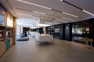 زين تفتتح أحدث وأكبر معارضها لإثراء تجربة زبائنها الرقمية