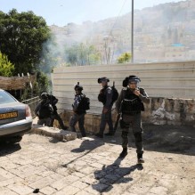 اشتباكات مسلحة باقتحام الجيش الإسرائيلي لمدن بالضفة