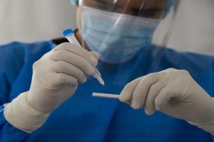 وزير الصحة يقرر إغلاق مراكز فحص كورونا