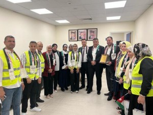 شركة نافذ للخدمات اللوجستية تعود المرضى في مستشفى العقبة للاطفال