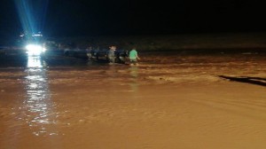 اخلاء 45 شخصا حاصرتهم السيول في البادية الشمالية الشرقية