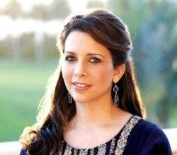 الأميرة هيا: تهانينا إلى الغالي الحسين وعروستنا رجوة