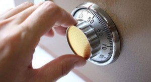 بعد سرقة قاصة...الحكم بالحبس 3 أشهر على حارس بلدية في لواء الكورة بإربد