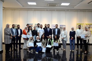 التحكيم لمشاريع مقترحة " بقسم التصميم الداخلي " لحاضنة الأعمال في عمان الأهلية