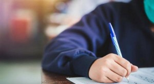 أولى جلسات إمتحان التوجيهي تبدأ الثلاثاء المقبل