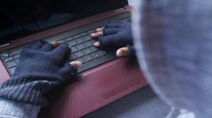 قانون الجرائم الإلكترونية سيحال بصفة الاستعجال لمجلس النواب قبل بدء الدورة الاستثنائية