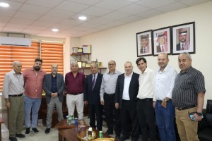 الخضري... المجلس يولي اهتمامًا كبيرًا لتطوير قطاع التعليم في المحافظة و  تحسين وتطوير الخدمات الأساسية والبنية التحتية