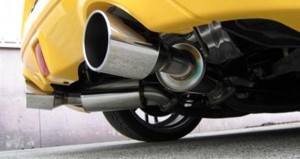 الحبس أو الغرامة عقوبة تركيب المضخمات الصوتية للمركبات