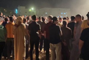 الآلاف يشيعون جثمان الفقيد الفناطسة في معان (فيديو، صور)