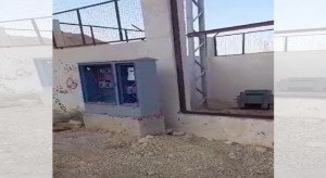 ضبط شخصين سرقا كوابل واسلاك اعمدة كهرباء في البلقاء