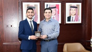 طبيب أردني يحصل على أعلى الدرجات بامتحان المزاولة بأميركا