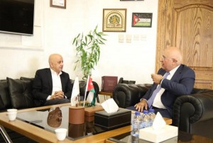 المستقلة للانتخاب وتجارة الأردن تبحثان تنفيذ حملة إعلامية للقطاع التجاري