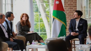 ولي العهد يجتمع في واشنطن بقادة أعمال أردنيين متخصصين في قطاعات تكنولوجية